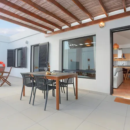 Oliva, Private In * Playa Blanca