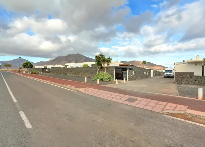 Oliva, Private In Villa