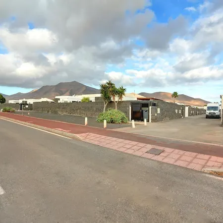 Oliva, Private In Villa