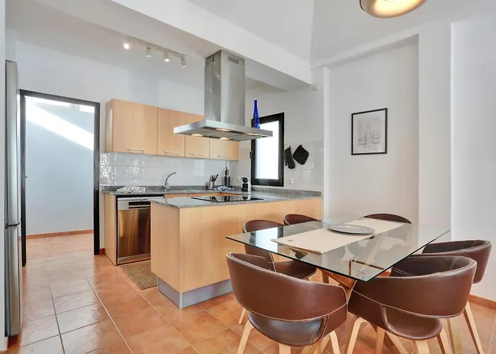 Oliva, Private In Villa *